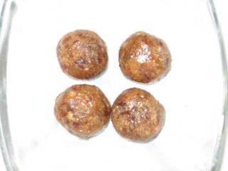 Dates Laddu